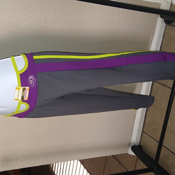 Riva USA Workout Capris Sz M - Picture 2 of 6